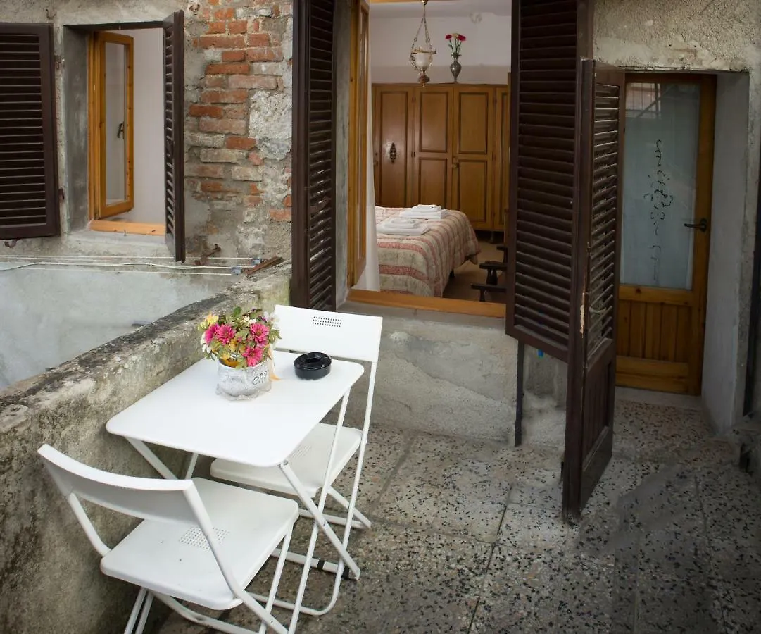 Cheap Apartment In The Old Village Colle Val D'Elsa