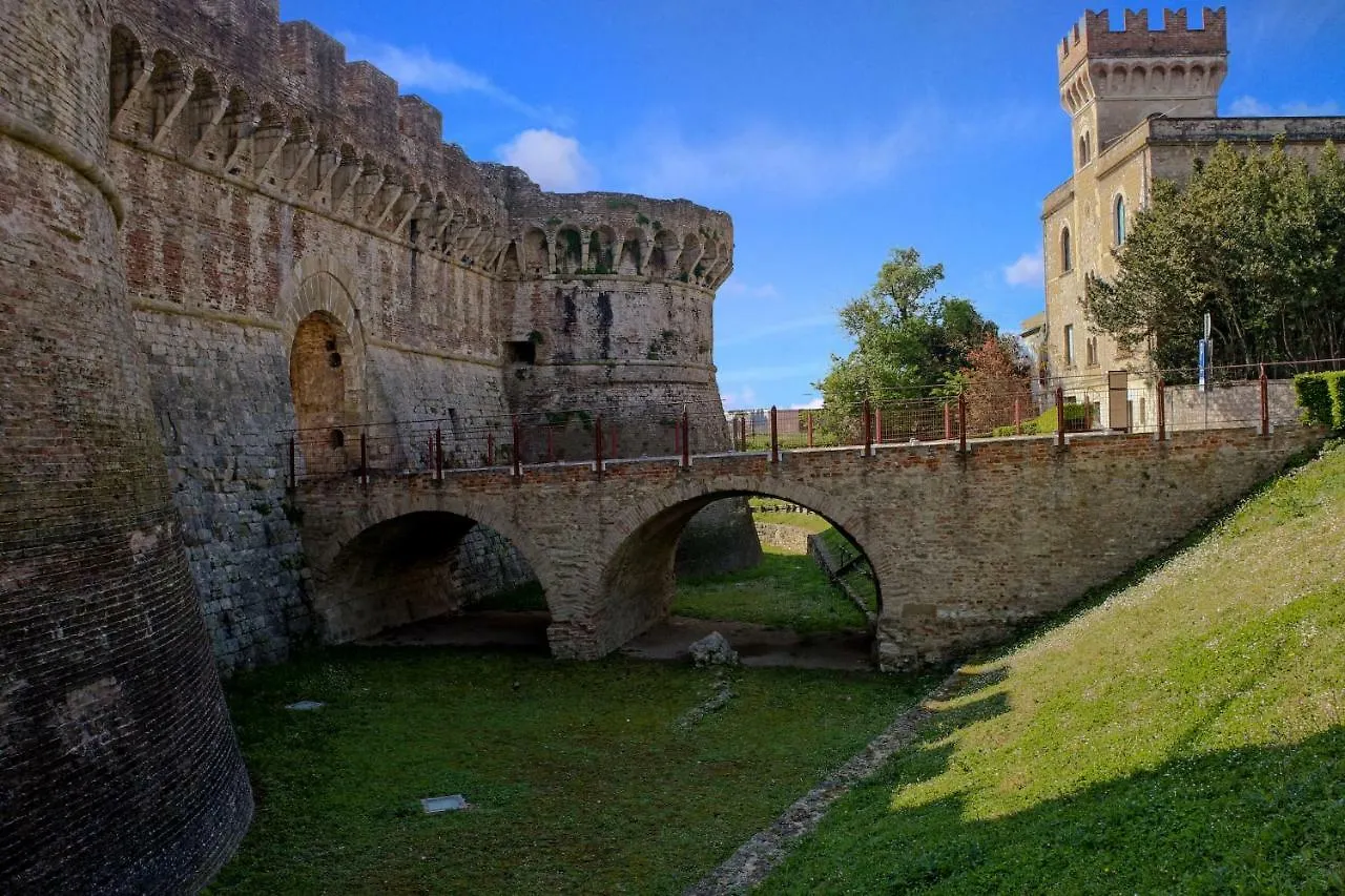 Cheap Apartment In The Old Village Colle Val D'Elsa